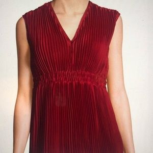 Romeo and Juliet NWT red v-neck tank jumpsuit M